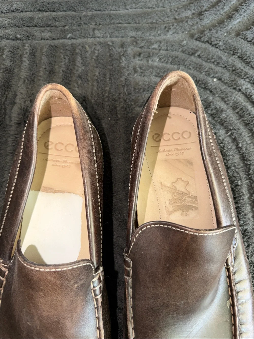 Ecco Men’s Dark Brown Leather Slip-On Loafers